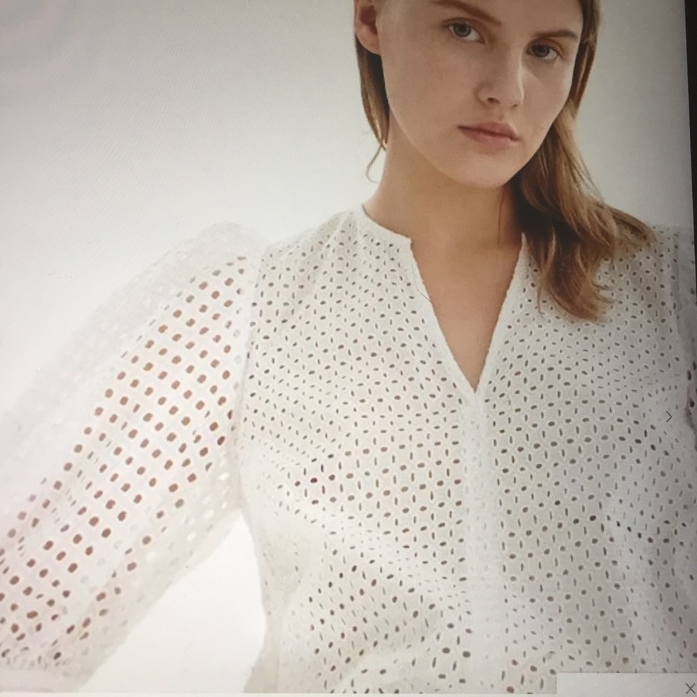 Inwear Debby eyelet blouse. Size 34. NWT